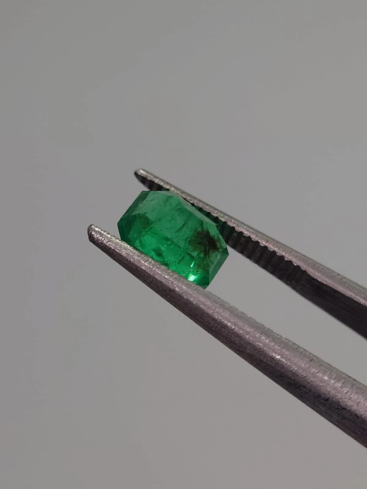 1.17ct Natural Emerald Loose Gemstone from Panjshir  Valley Afghanistan — view 2